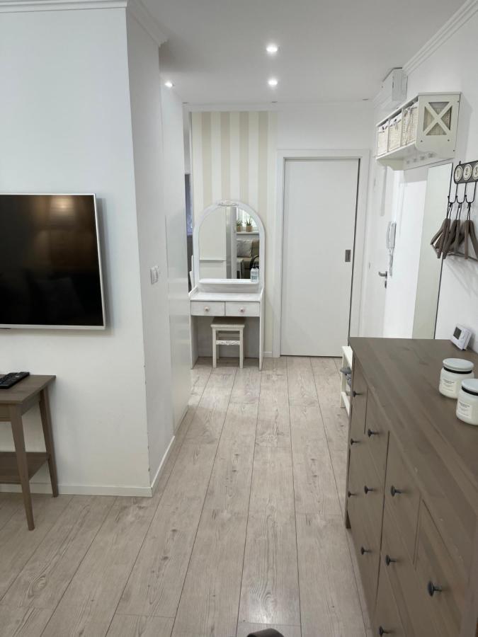 דירות Cosy Apartmant In הודונין מראה חיצוני תמונה